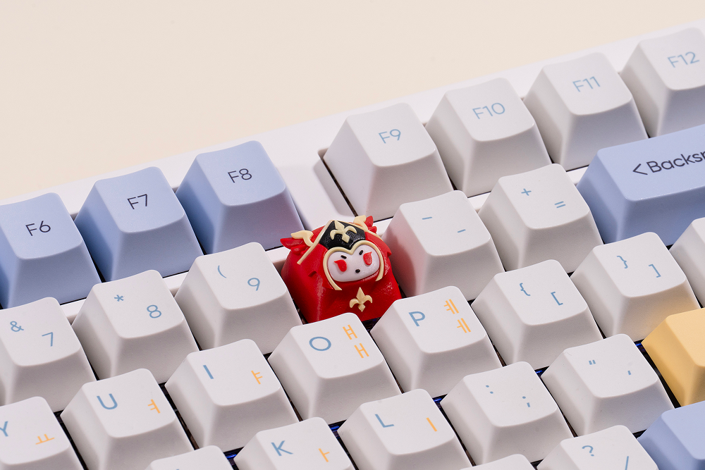 Vanessa Artisan Keycap