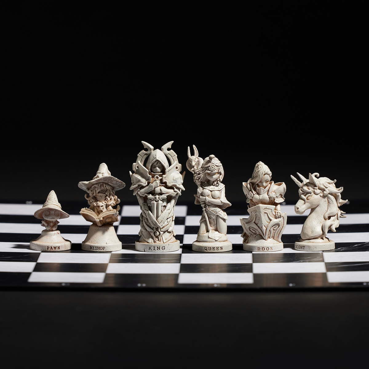 Chess Set (Light VS Darkness)